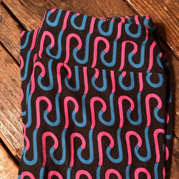 Lot of 5 LuLaRoe One Size OS Used Buttery Soft Leggings - Picture 2 of 6